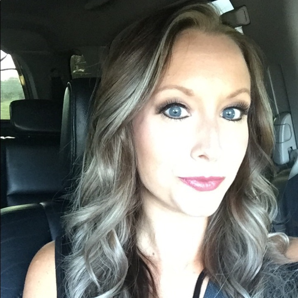 Meet your Posher, Amber